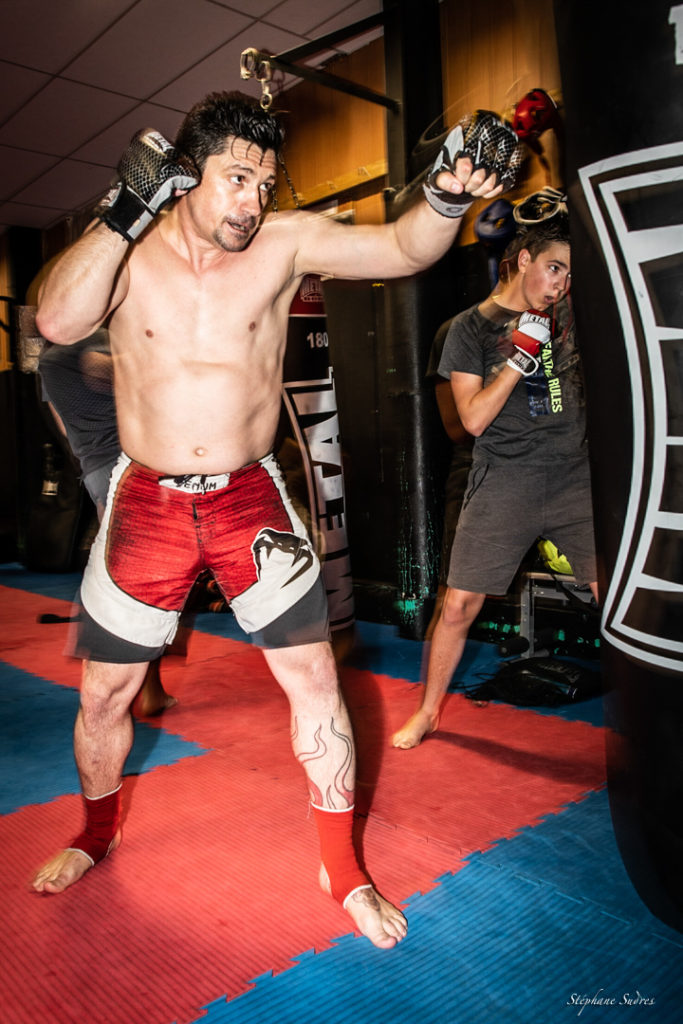 professeur de boxe à l'entrainement