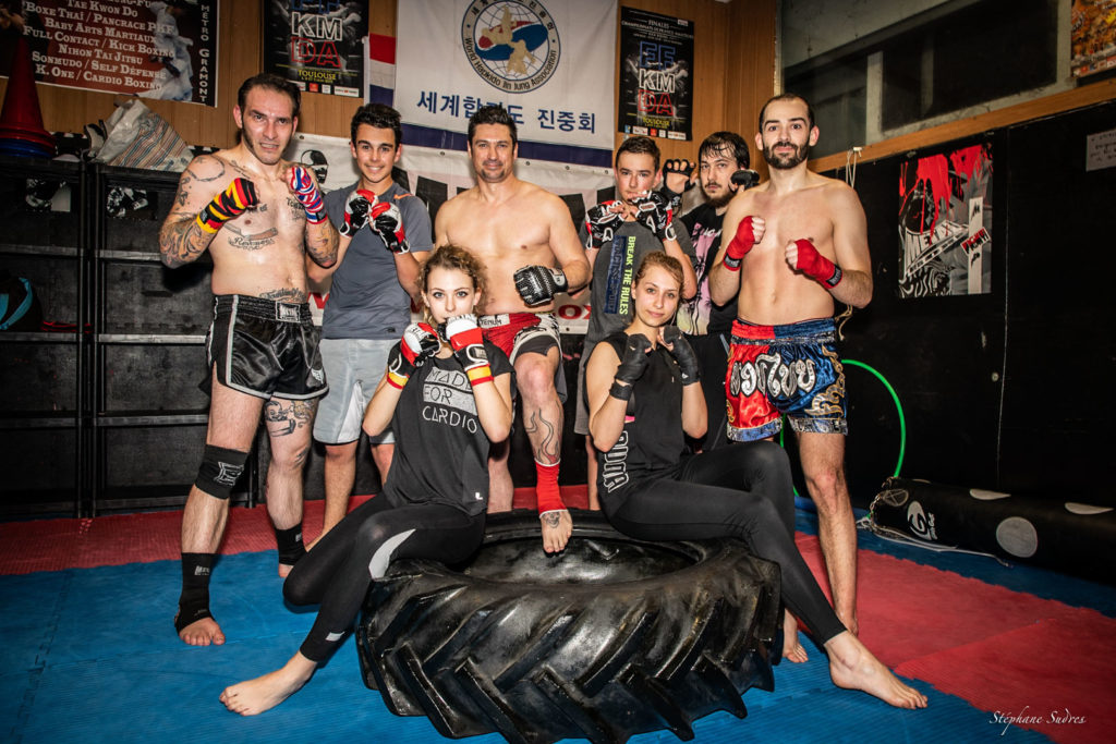 Le team de boxe thaï de la salle Shaoline à Toulouse